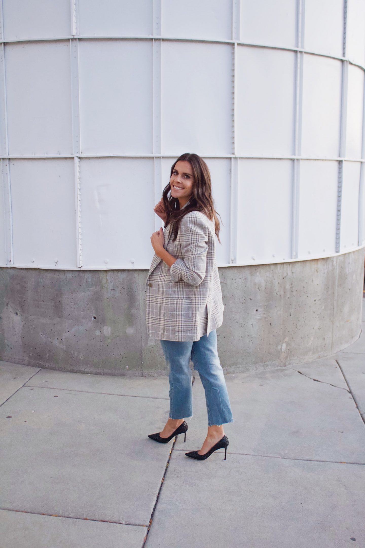straight-leg cropped jeans