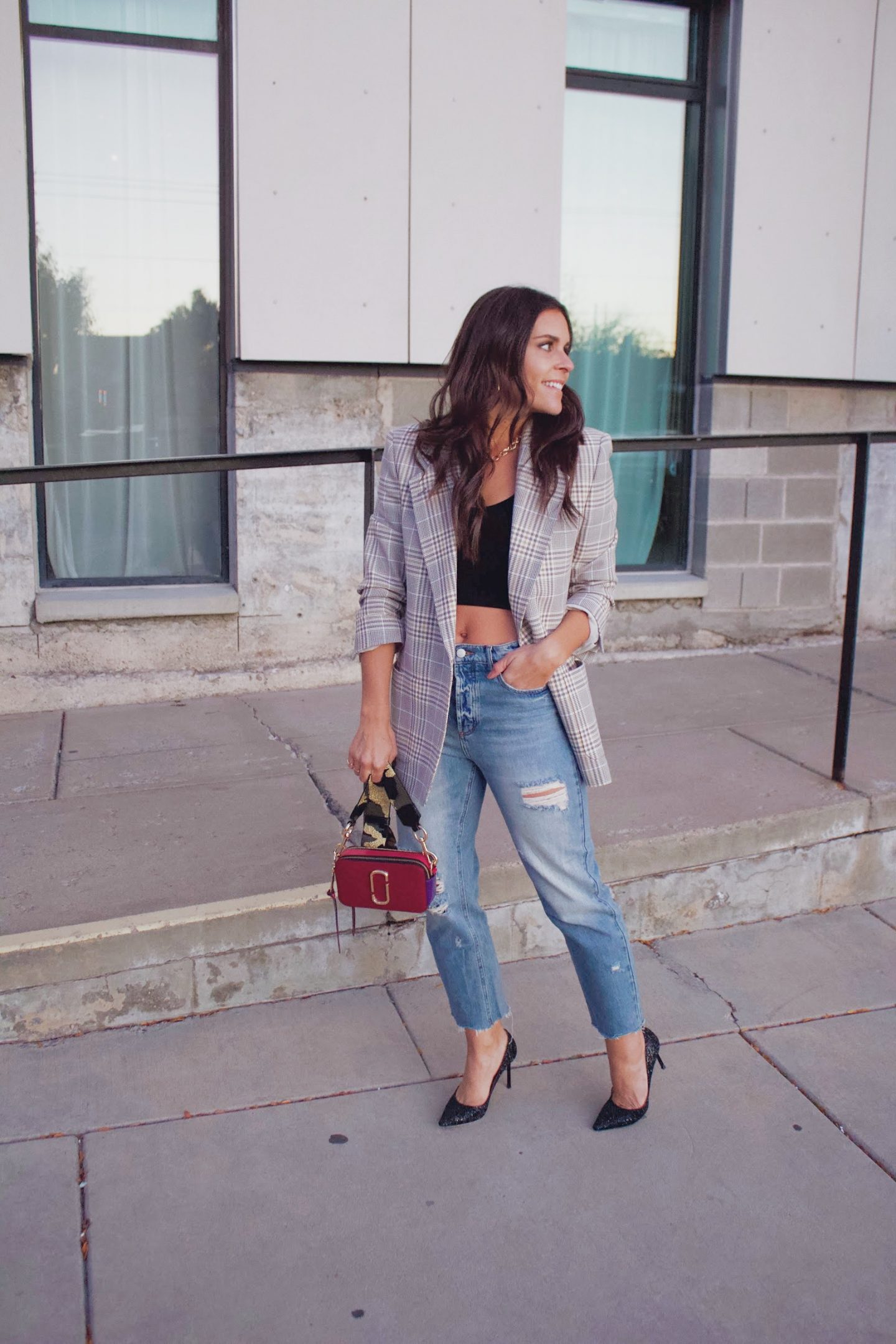 straight-leg cropped jeans